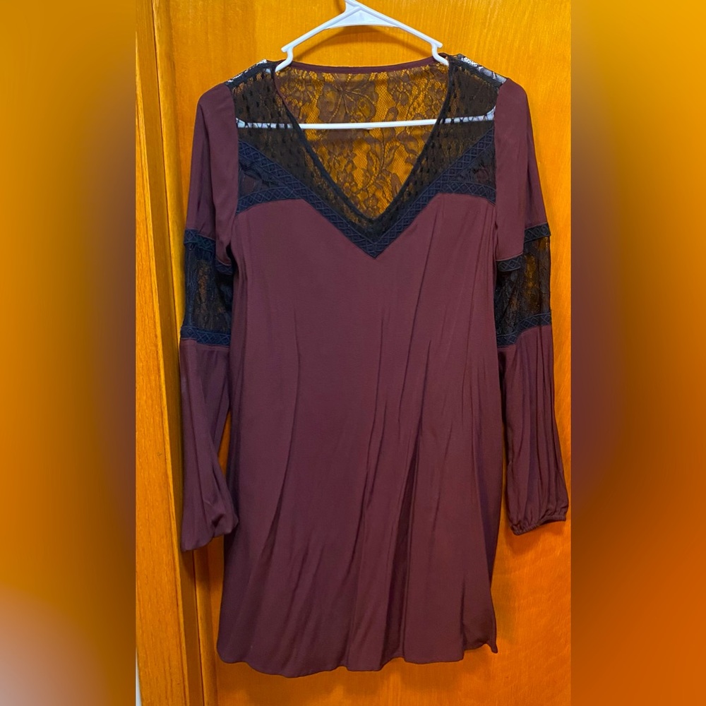 Express size XS purple dress with lace